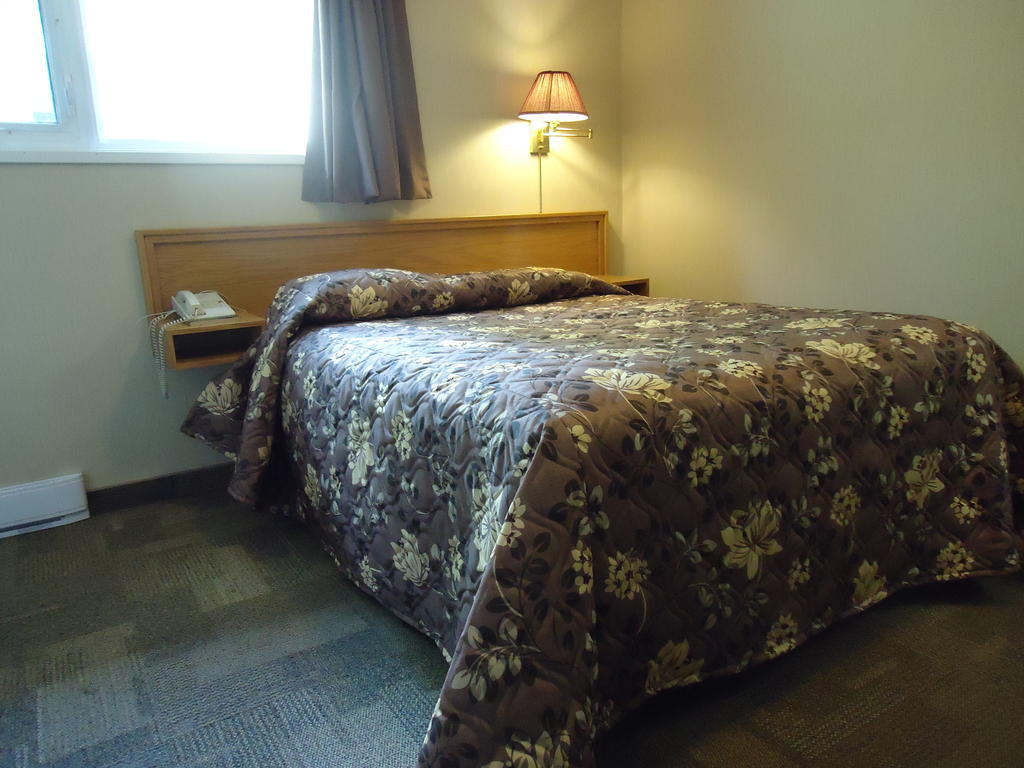 Lake-Vu Motel Kenora Quarto foto